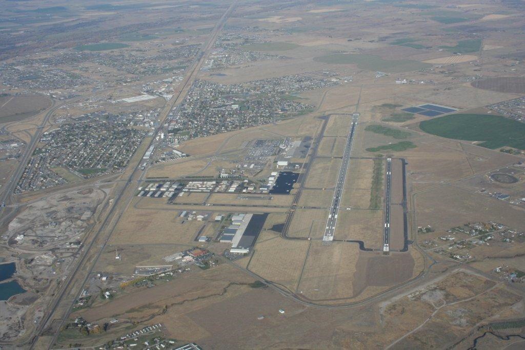 Aerial image showing new paved runway 11-29.